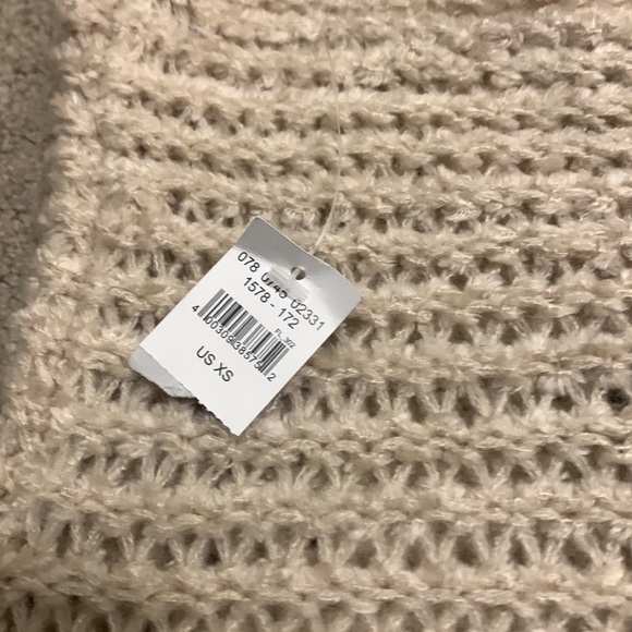 XS Aerie NWT White Knit Turtle Neck Sweater - Picture 2 of 3